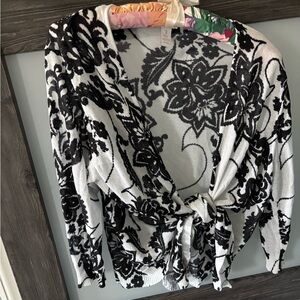 Chico's B&W Floral Knit waterfall cardigan